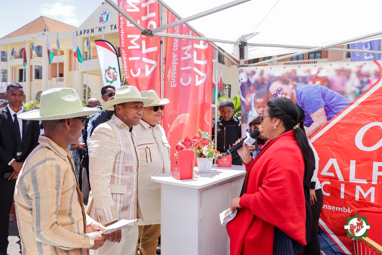 𝐎𝐔𝐕𝐄𝐑𝐓𝐔𝐑𝐄 𝐎𝐅𝐅𝐈𝐂𝐈𝐄𝐋𝐋𝐄 𝐃𝐔 𝐅𝐎𝐑𝐔𝐌 𝐃𝐄𝐒 𝐌𝐄́𝐓𝐈𝐄𝐑𝐒 « 𝐍𝐘 𝐀𝐍𝐉𝐀𝐑𝐀 𝐀𝐒𝐀𝐊𝐎 »